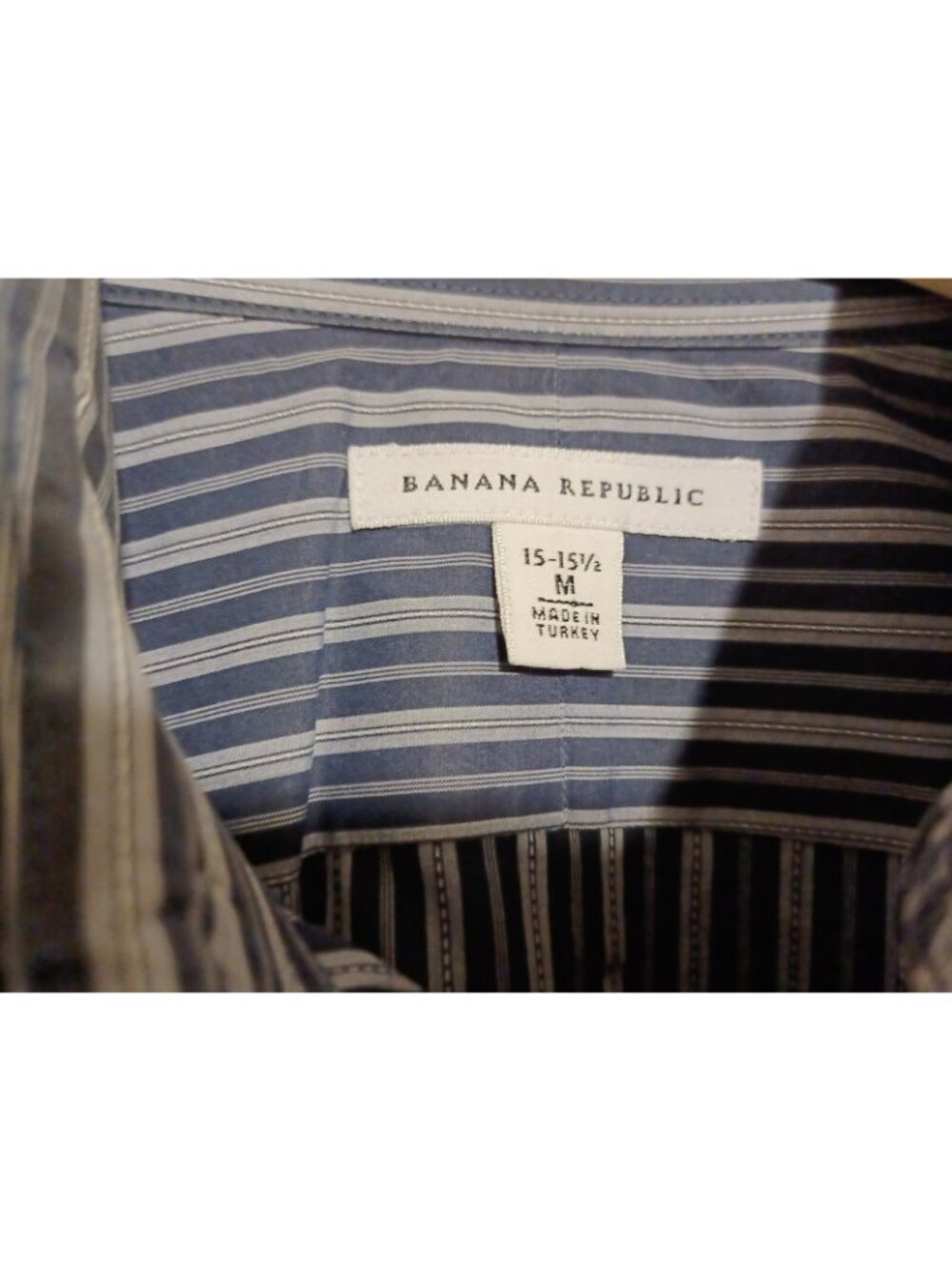 Banana Republic Button Up Dress Shirt Blue Gray White Pinstripe 15-15 1/2 Med - Picture 4 of 5